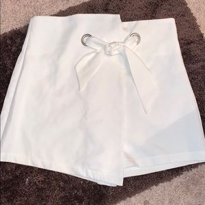 NWOT Cream Asymmetrical Skort w/Back Hidden Zip